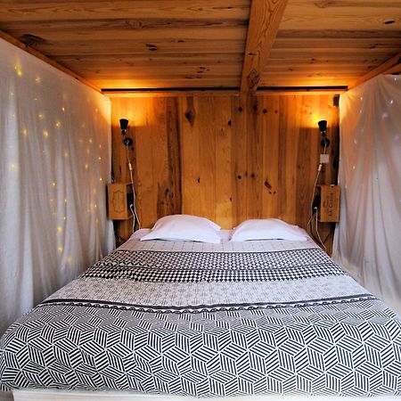 Hostel Les Cordees Liees Алби Екстериор снимка