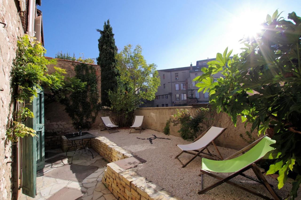 Hostel Les Cordees Liees Алби Екстериор снимка
