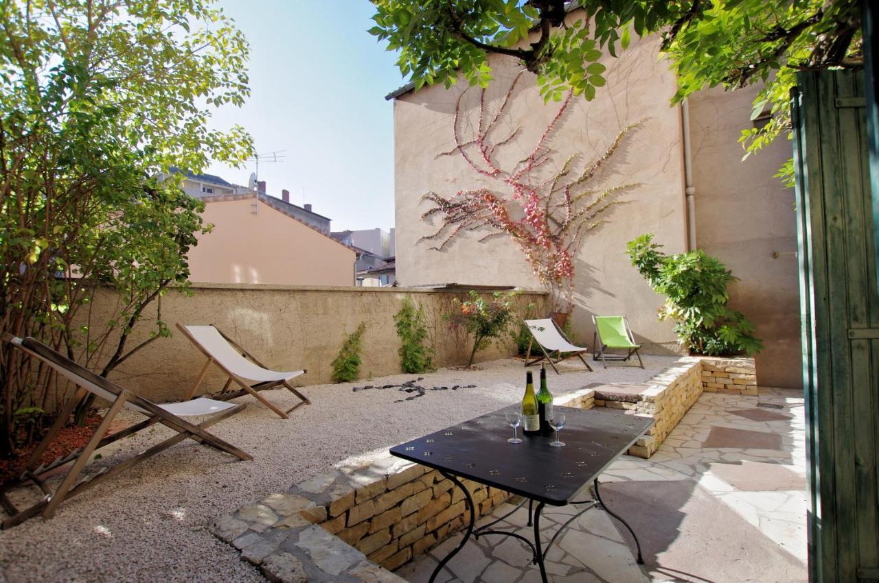Hostel Les Cordees Liees Алби Екстериор снимка